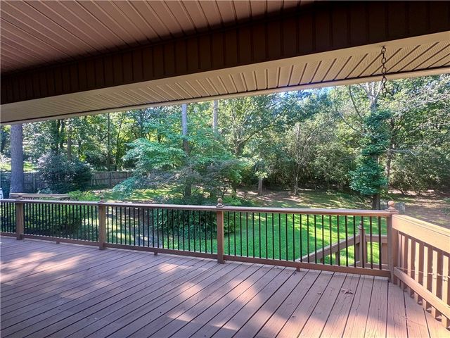 209 Hickory Hills Drive, Russellville, AR 72802
