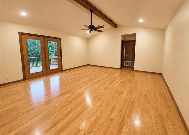 209 Hickory Hills Drive, Russellville, AR 72802
