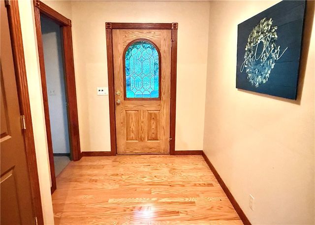 209 Hickory Hills Drive, Russellville, AR 72802