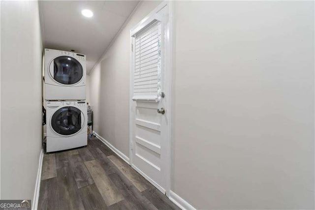 3035 Mclendon Circle NW, Atlanta, GA 30318