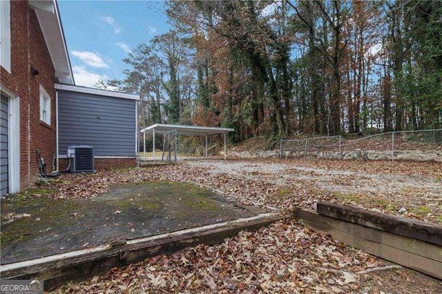 3035 Mclendon Circle NW, Atlanta, GA 30318