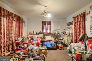 1905 W MARKET ST, York, PA 17404