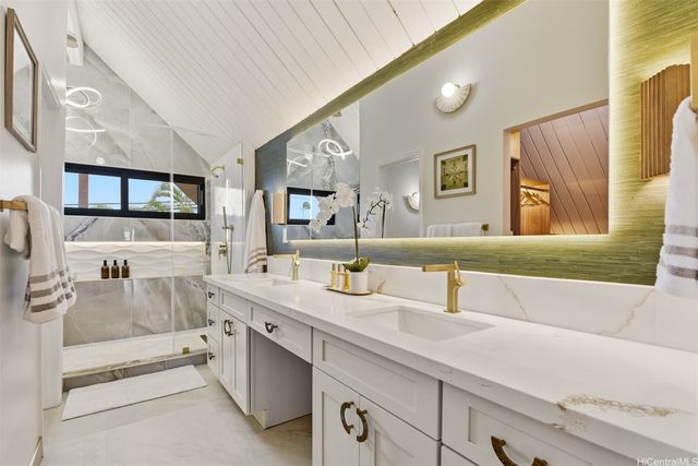 337 Wanaao Road, Kailua, HI 96734