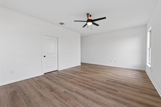 10722 Sky Creek Lane, Beasley, TX 77417