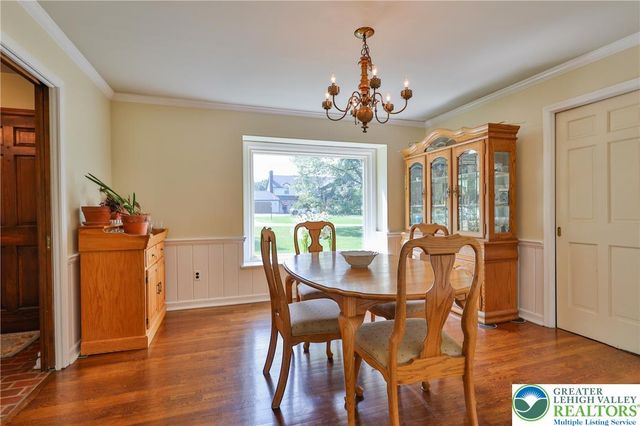 710 Wedgewood Road, Bethlehem City, PA 18017