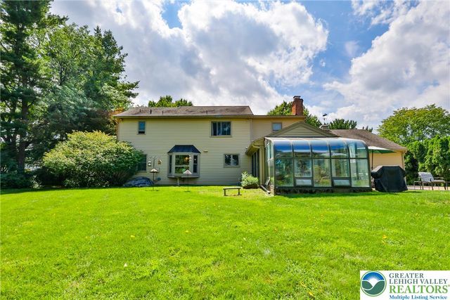 710 Wedgewood Road, Bethlehem City, PA 18017