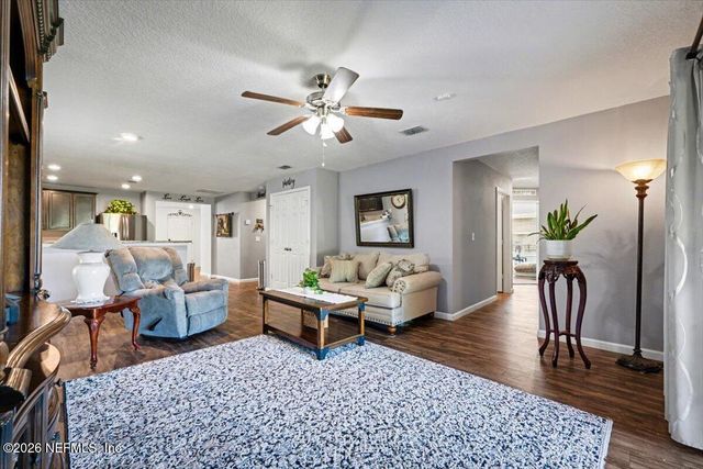 77727 LUMBER CREEK Boulevard, Yulee, FL 32097