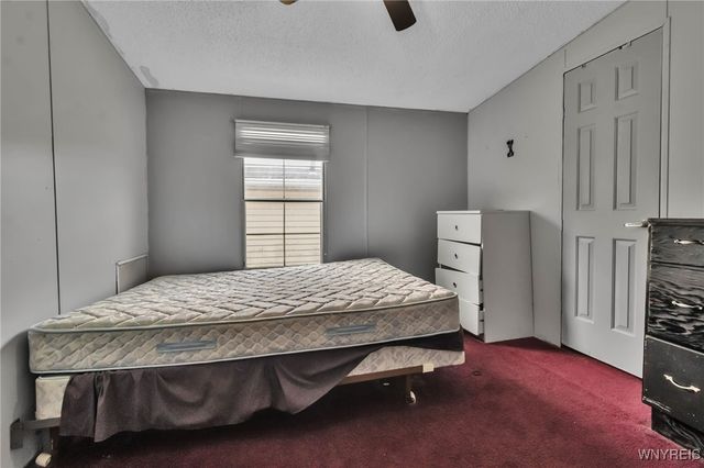 583 Evergreen Drive, Lockport Town, NY 14098