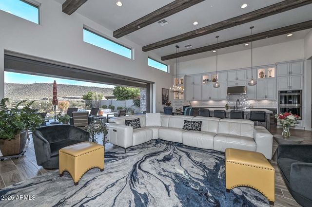 11722 W CREOSOTE Drive, Peoria, AZ 85383