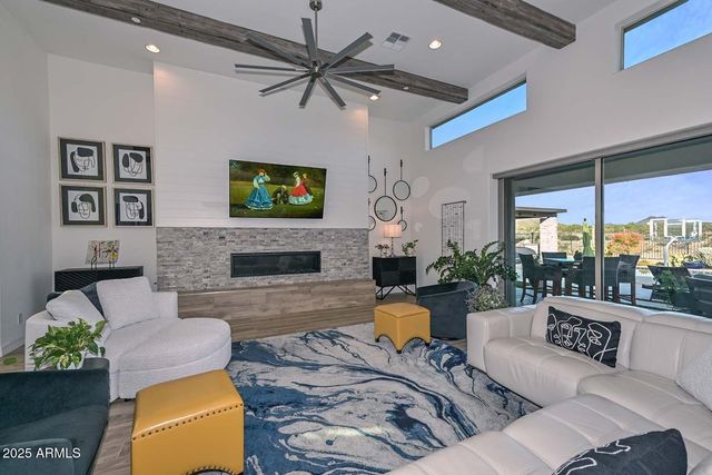 11722 W CREOSOTE Drive, Peoria, AZ 85383