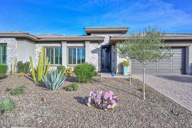 11722 W CREOSOTE Drive, Peoria, AZ 85383