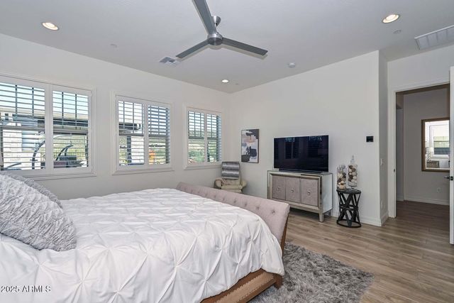 11722 W CREOSOTE Drive, Peoria, AZ 85383