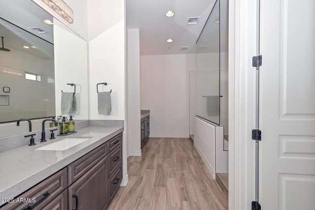 11722 W CREOSOTE Drive, Peoria, AZ 85383