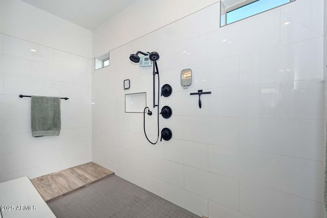 11722 W CREOSOTE Drive, Peoria, AZ 85383