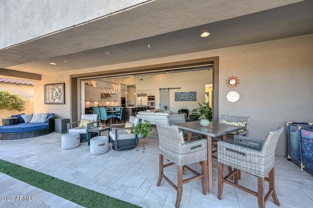 11722 W CREOSOTE Drive, Peoria, AZ 85383