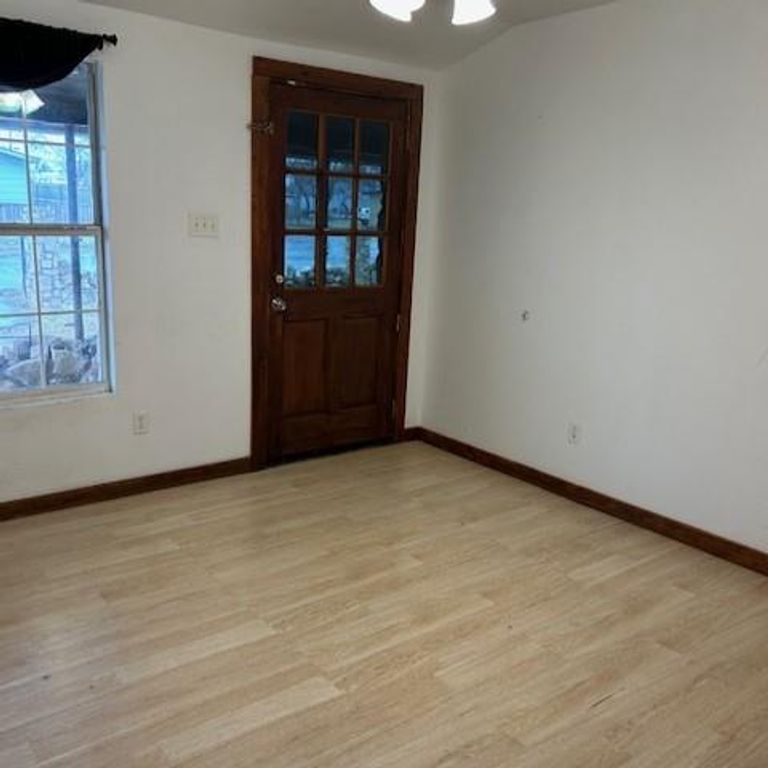 Image 17 of property listing at 1645 Beacon St, San Angelo, TX 76905