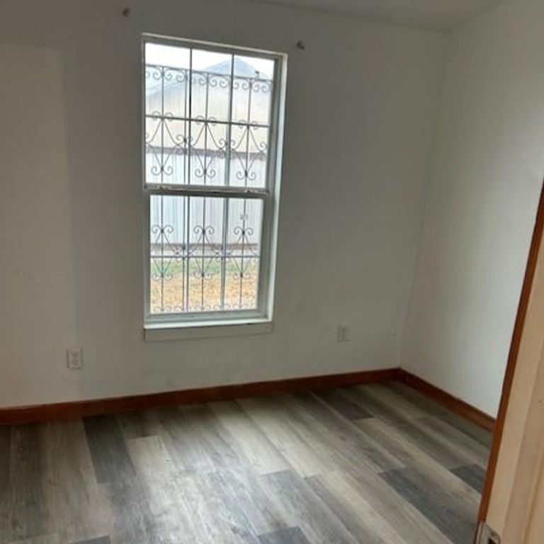 Image 25 of property listing at 1645 Beacon St, San Angelo, TX 76905