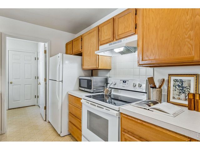 724 Shadowmere Ct, Fort Collins, CO 80526