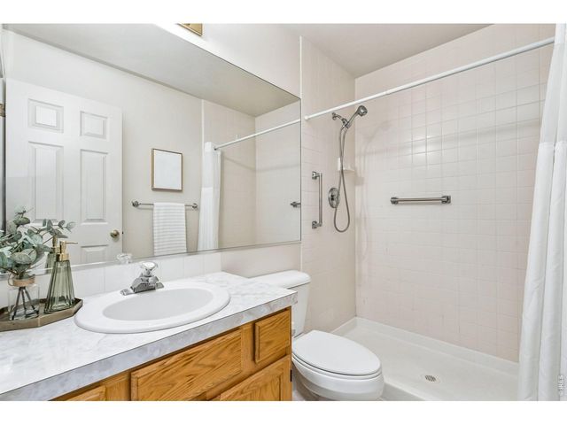 724 Shadowmere Ct, Fort Collins, CO 80526