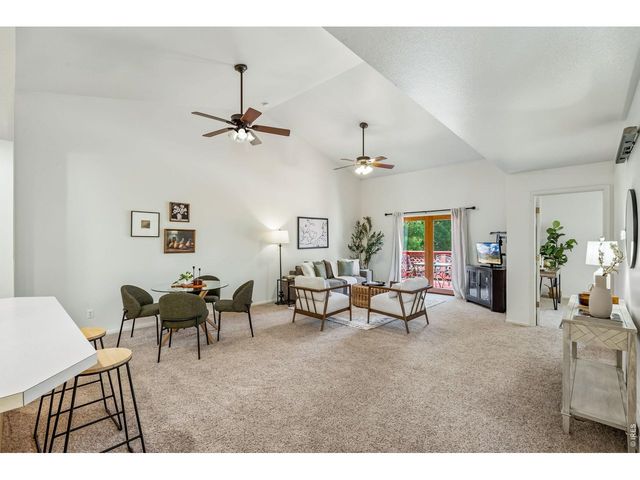 724 Shadowmere Ct, Fort Collins, CO 80526