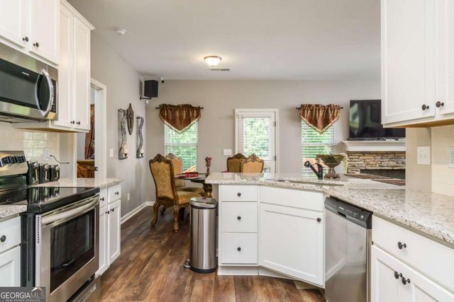368 Bryndemere Drive, Dawsonville, GA 30534