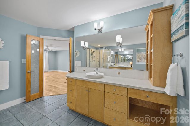 184 High Lake Drive, Statesville, NC 28677