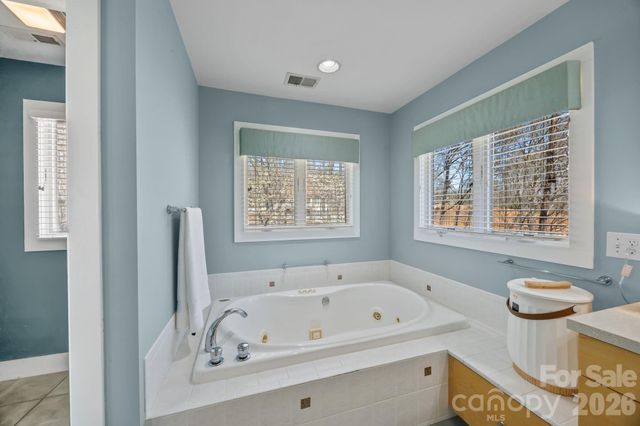 184 High Lake Drive, Statesville, NC 28677