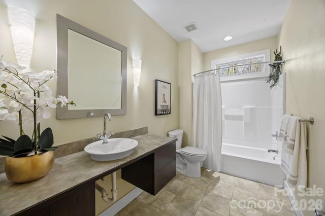 184 High Lake Drive, Statesville, NC 28677