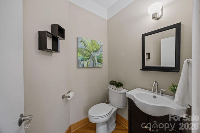 184 High Lake Drive, Statesville, NC 28677