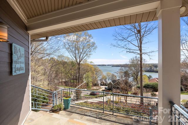 184 High Lake Drive, Statesville, NC 28677