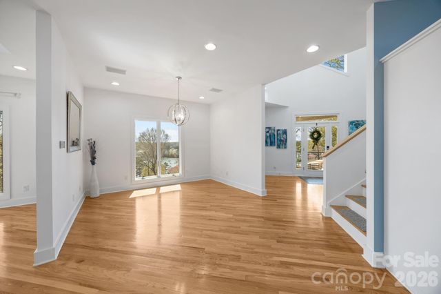 184 High Lake Drive, Statesville, NC 28677