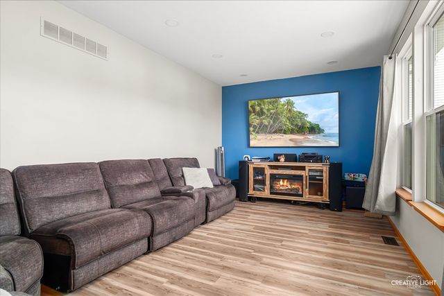 2199 ASHBY Lane, Plainfield, IL 60586