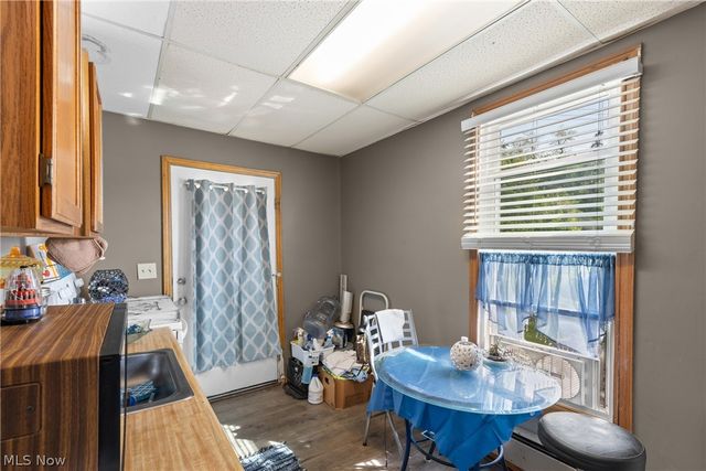 715 N Zane Highway, Martins Ferry, OH 43935