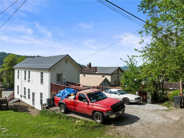 715 N Zane Highway, Martins Ferry, OH 43935