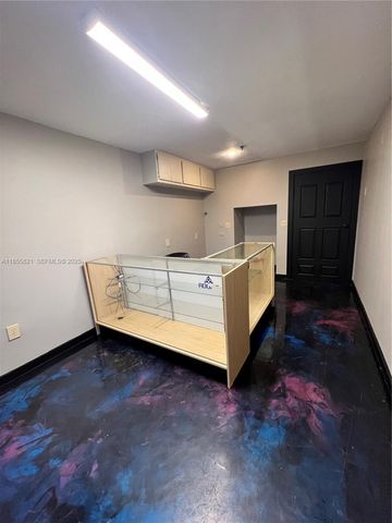 1657 W 40th Street 6, Hialeah, FL 33012