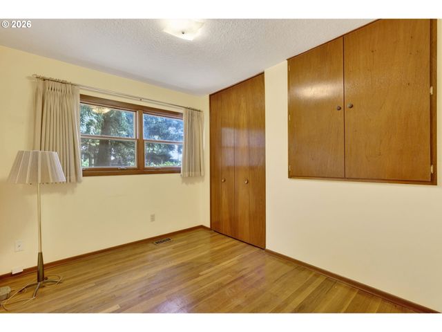 14533 Ne BRAZEE Ct, Portland, OR 97230