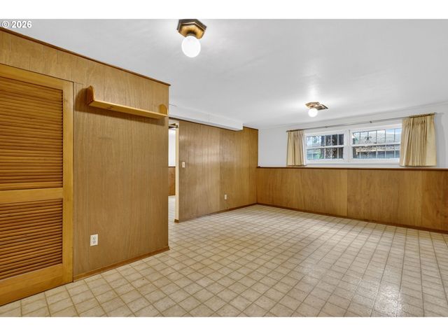 14533 Ne BRAZEE Ct, Portland, OR 97230