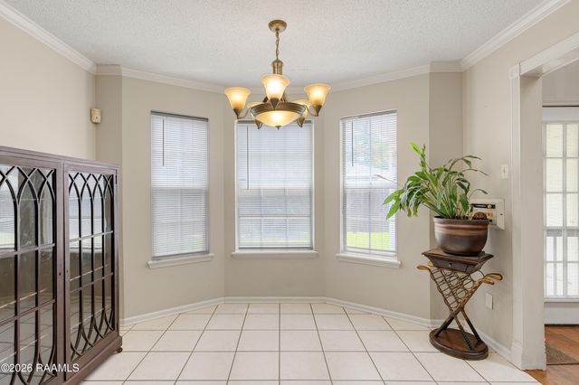 139 Sugarcreek Drive, Youngsville, LA 70592