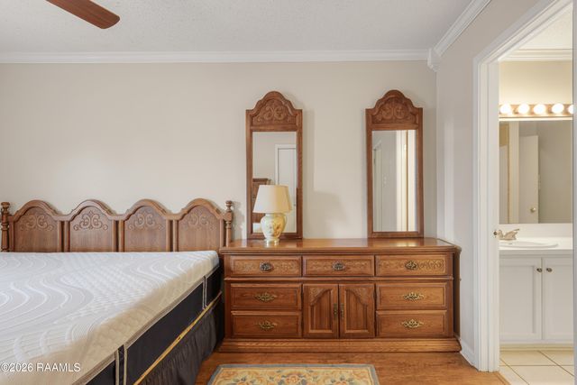 139 Sugarcreek Drive, Youngsville, LA 70592