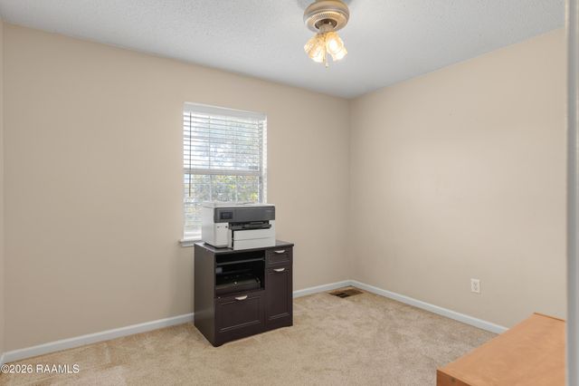 139 Sugarcreek Drive, Youngsville, LA 70592