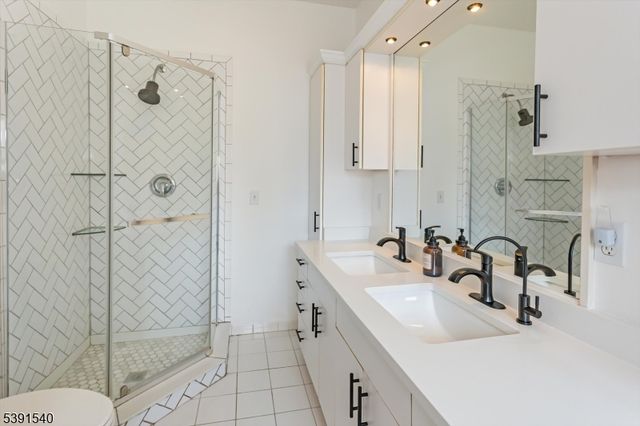 25 Washington Ave, Hanover Twp., NJ 07981