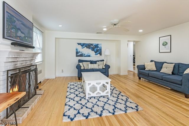 25 Washington Ave, Hanover Twp., NJ 07981