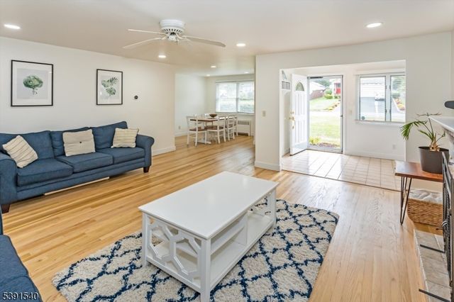 25 Washington Ave, Hanover Twp., NJ 07981