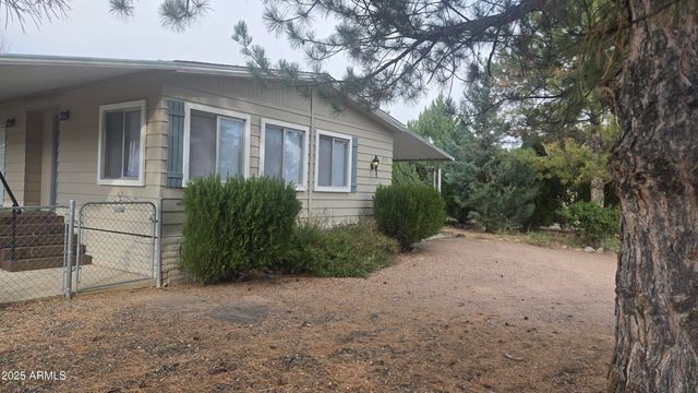 10330 E Manzanita Trail, Dewey, AZ 86327