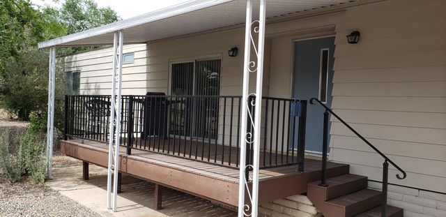 10330 E Manzanita Trail, Dewey, AZ 86327