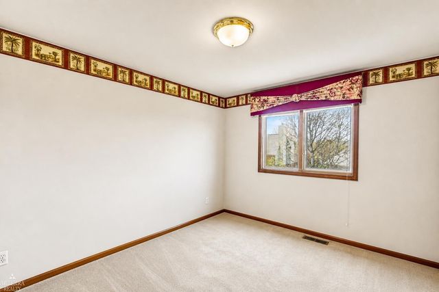 47715 Beacon Square Drive, Macomb, MI 48044