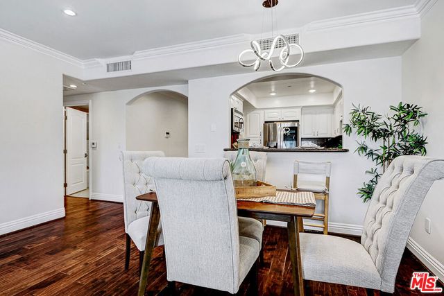 1520 S Shenandoah Street 304, Los Angeles, CA 90035
