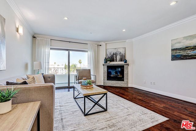 1520 S Shenandoah Street 304, Los Angeles, CA 90035