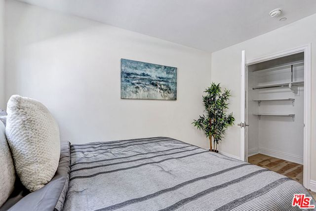 1520 S Shenandoah Street 304, Los Angeles, CA 90035