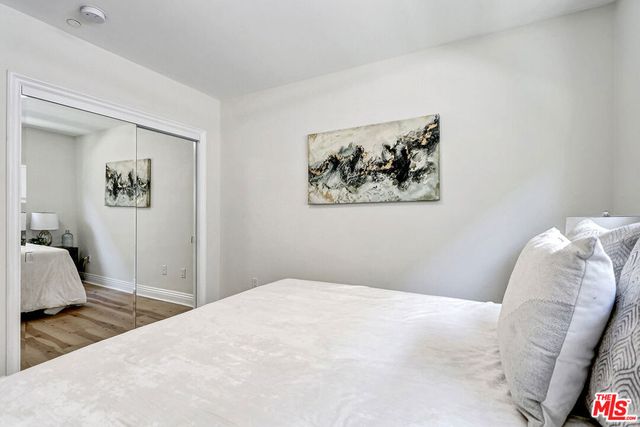 1520 S Shenandoah Street 304, Los Angeles, CA 90035